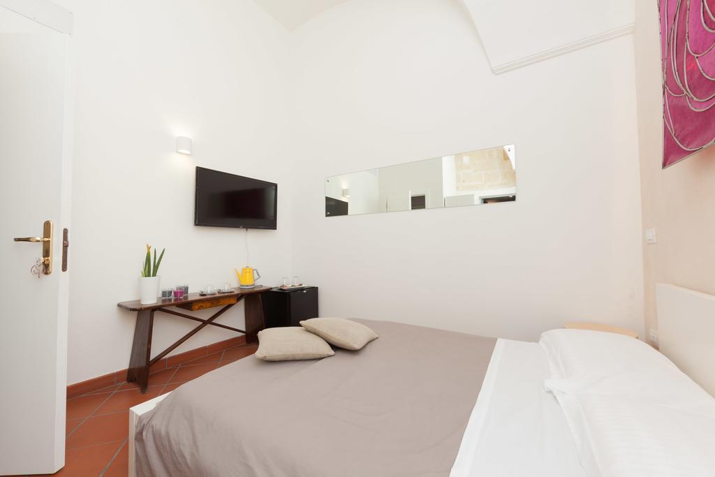 B&B Corte Dei Taralli Lecce Phòng bức ảnh